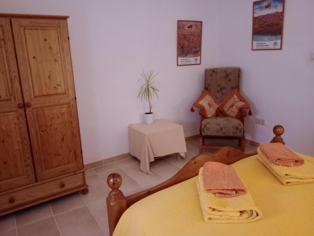Casa En La Plaza, Hinojares - Ideal For Exploring The Area Exteriör bild